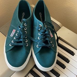 Cotu classic 2750 Superga. New without box. teal. Womens size 10. Men’s size 8.5